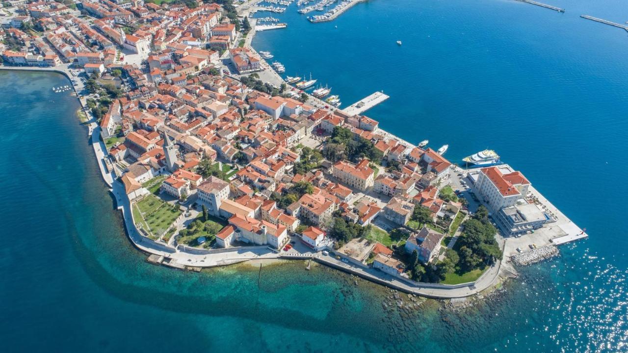 Apartments Kiki Spada Poreč Exteriör bild