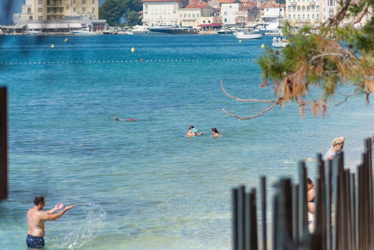 Apartments Kiki Spada Poreč Exteriör bild
